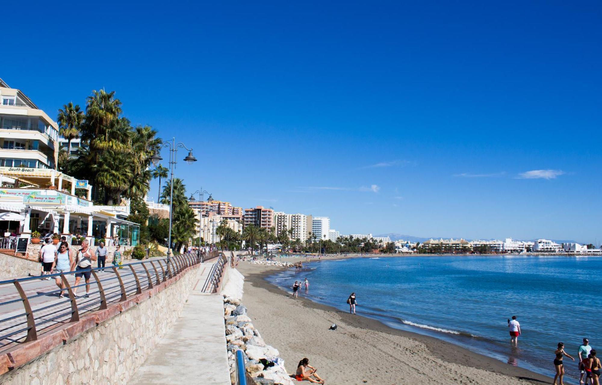 Benal Beach Suite Ii, Estudio Con Parque Acuatico Y Vistas Al Mar. Benalmadena Exterior photo